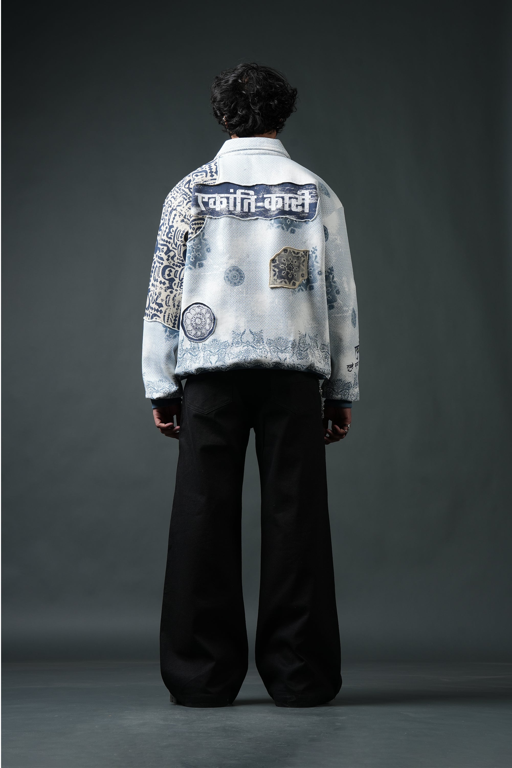 Ekanti-Kari Collared Sweatshirt